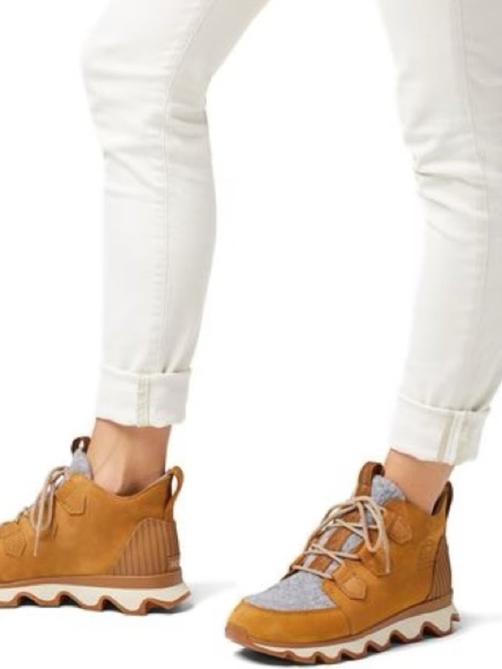 Sorel Kinetic Caribou Women's Tan and Gray Winter Lace-Up Boots, Sz 10